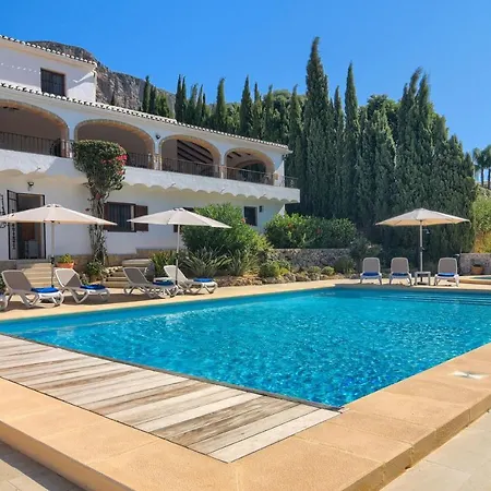Villa Sunset With Private Pool,tennis And Padel Court *
