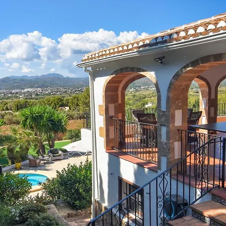 Sunset With Private Pool,tennis And Padel Court